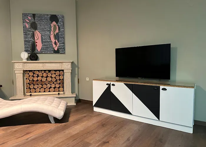 Elegant Apartment In Ioannina